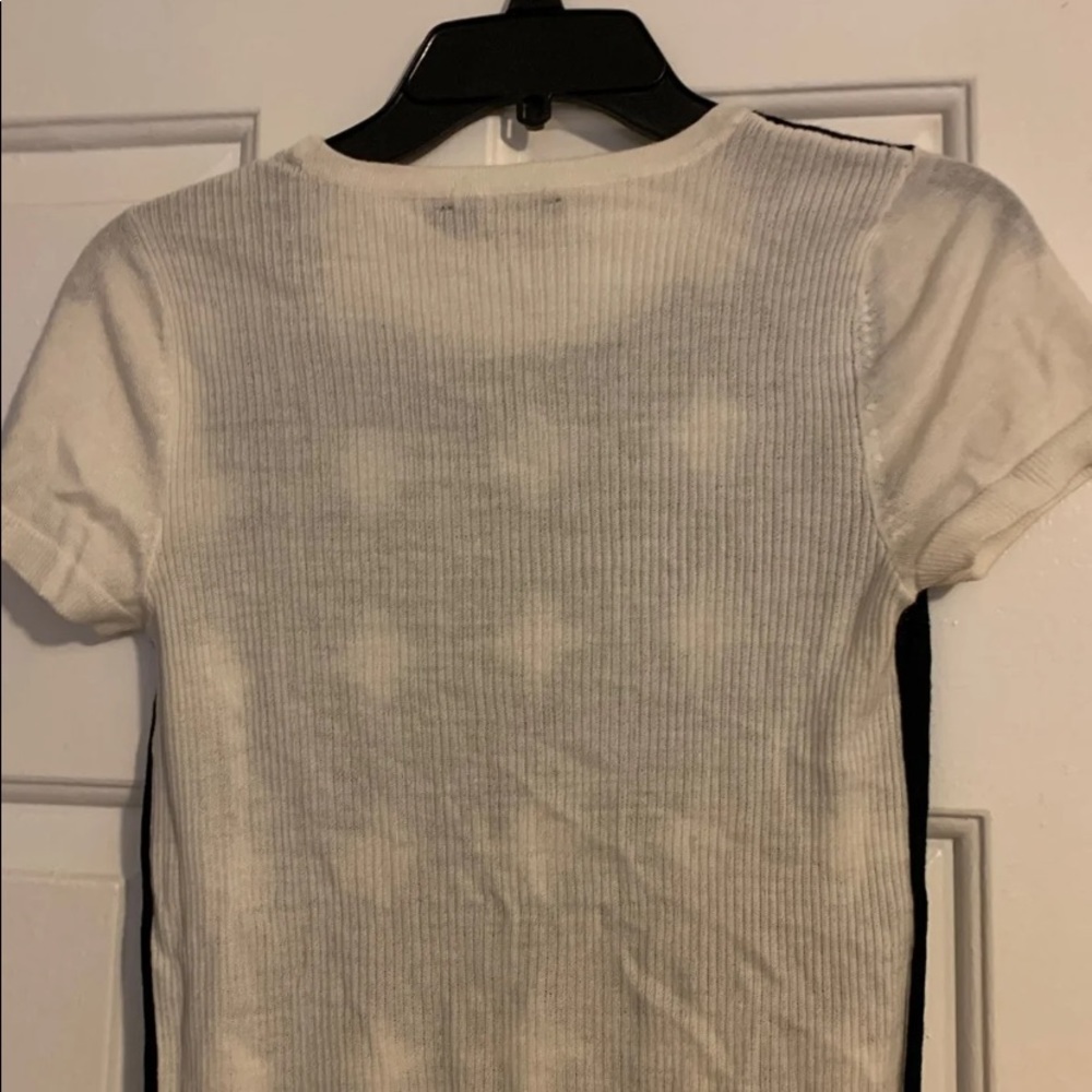 Lightweight Sweater - Picture 2 of 3